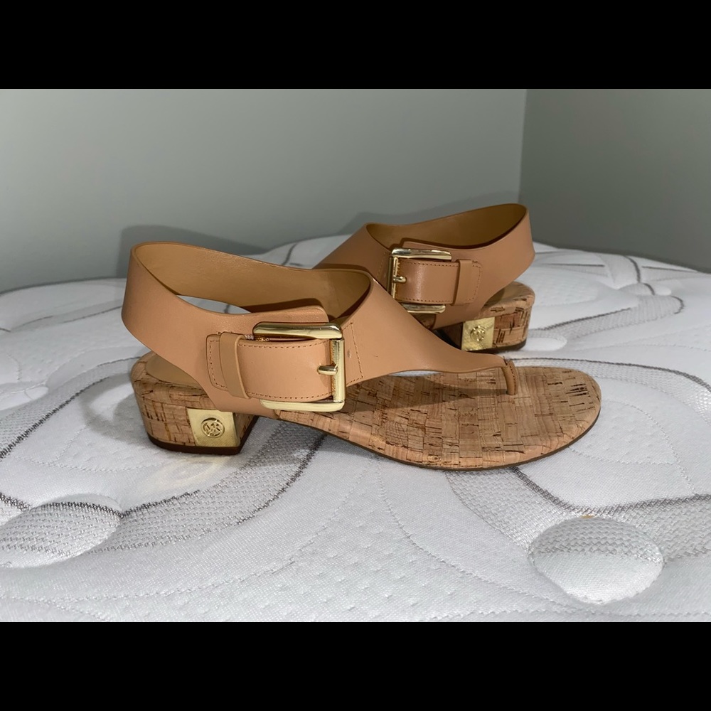 Womens Michael Kors T Strap dress sandals, as new never wear them, size 6